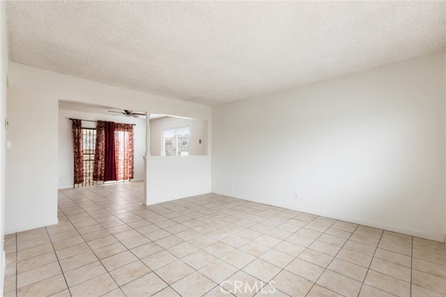 1437 S Gaffey Street, San Pedro CA: https://media.crmls.org/medias/282ebf19-4982-49c7-beed-c0b8fdee9b84.jpg