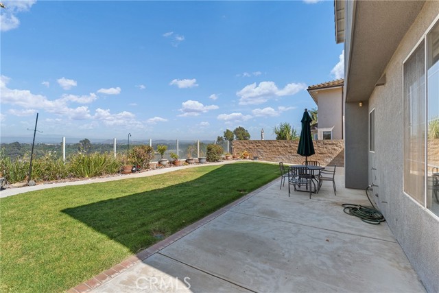 17289 Eastview Drive, Chino Hills CA: https://media.crmls.org/medias/282f3cf6-7798-4e66-9295-14af6e89797c.jpg