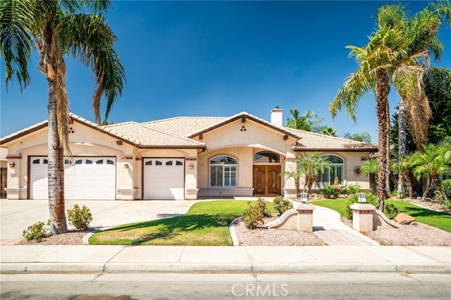 3400 Medallion Rose Avenue, Bakersfield CA: https://media.crmls.org/medias/282f4625-8787-4fe3-9178-feaa9f39e865.jpg