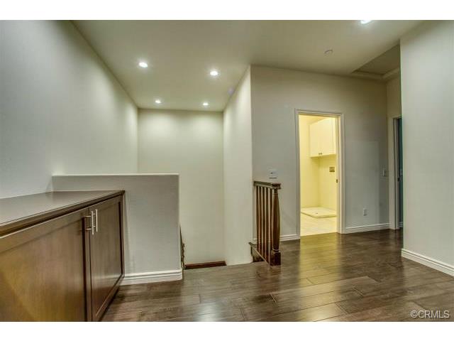 Detail Gallery Image 16 of 25 For 22 Upperbend, Irvine,  CA 92618 - 3 Beds | 2/1 Baths