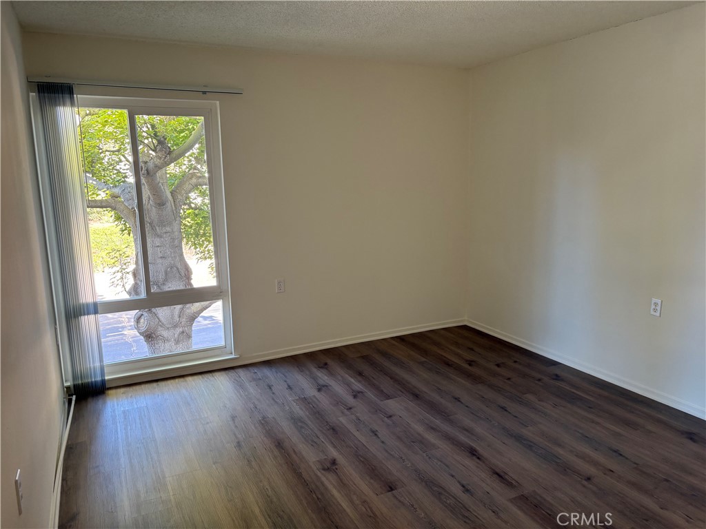 MLS #LG25270661 image #9