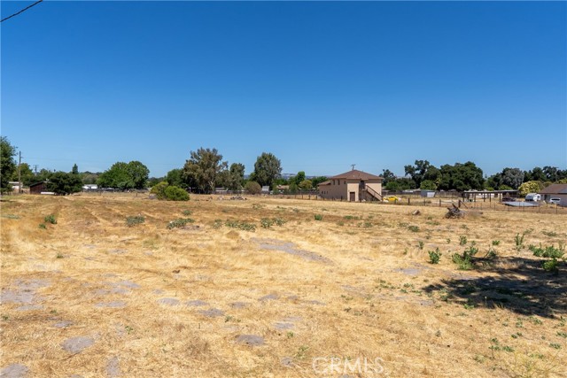3360 Chico Road, Atascadero CA: https://media.crmls.org/medias/2830b19e-0d67-4499-b39d-8e82454ee2f6.jpg