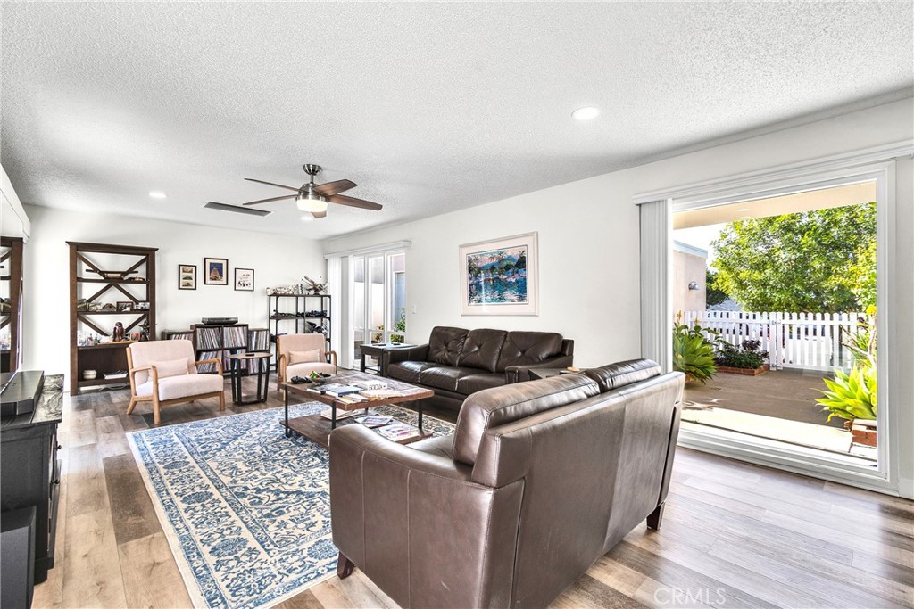 2968 Alta Laguna Boulevard