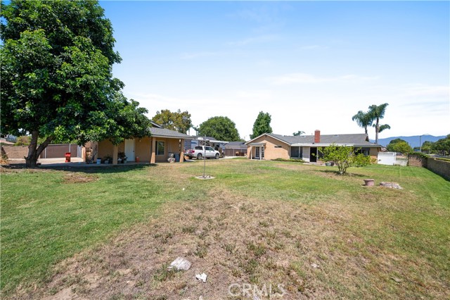 4299 Biscayne Street, Chino CA: https://media.crmls.org/medias/28317af9-5767-4bbf-8f08-a836b97a740a.jpg