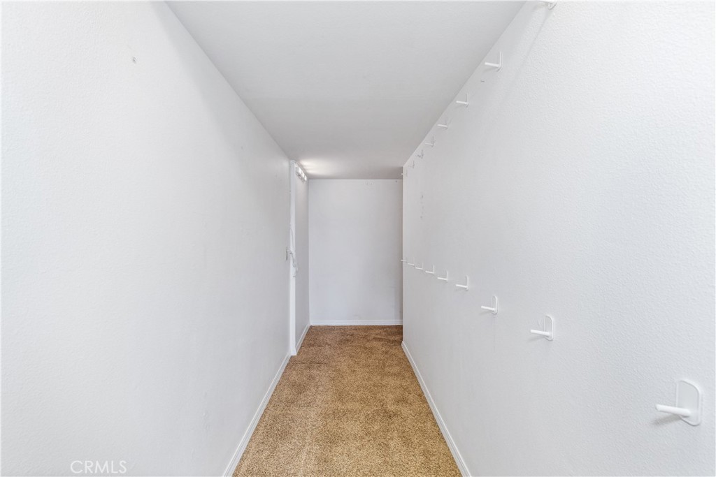 https://media.crmls.org/medias/2831ba7c-ffe1-4f09-b204-4d1df975dc30.jpg?preset=X-Large