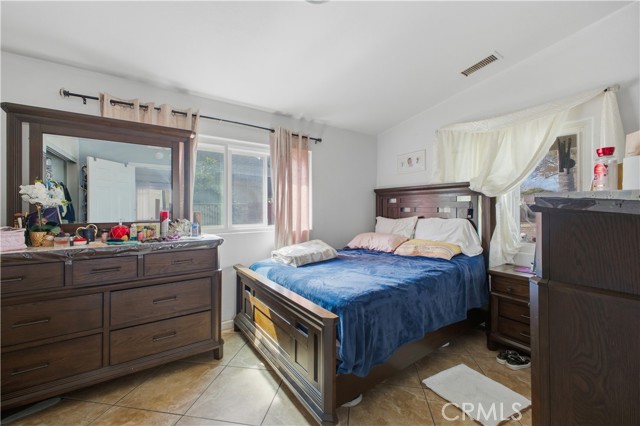 Detail Gallery Image 27 of 45 For 611 S Laurel Ave, Ontario,  CA 91762 - 4 Beds | 1 Baths