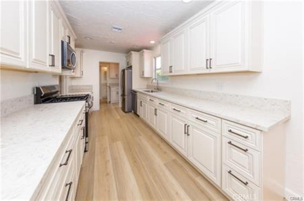 MLS #SR25254008 image #2