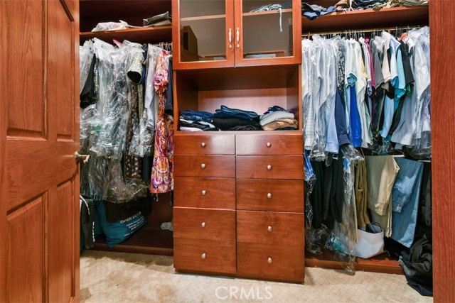 Image 34 of 47 For 16641 Adlon  