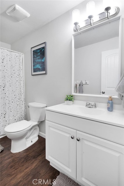 19545 Seneca Road, Apple Valley CA: https://media.crmls.org/medias/28338e2a-21a5-4388-ae64-0b0e78ccc8b3.jpg