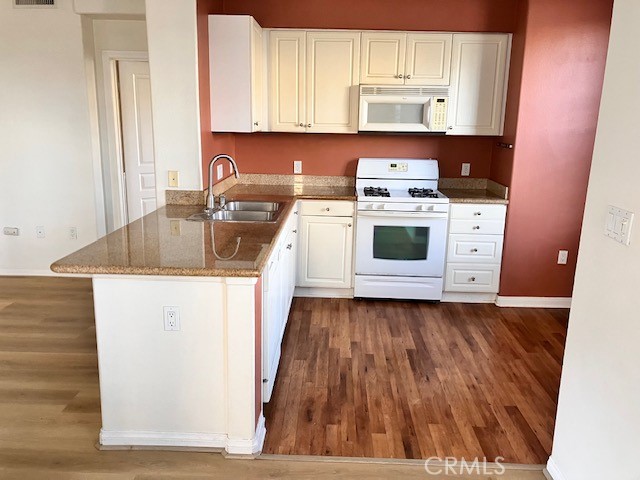 Detail Gallery Image 5 of 35 For 3134 Watermarke Pl, Irvine,  CA 92612 - 2 Beds | 2 Baths