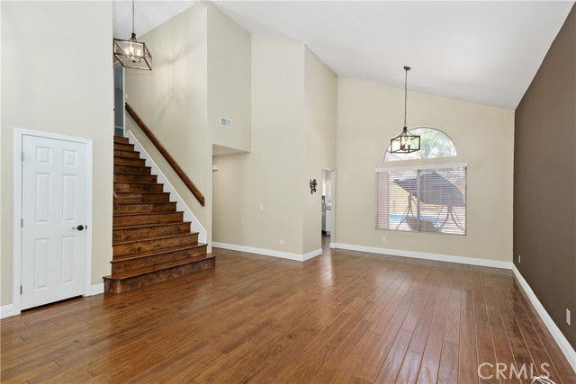 24576 Jacarte Drive, Murrieta CA: https://media.crmls.org/medias/28344774-4029-4da2-be0b-73518a9651a1.jpg