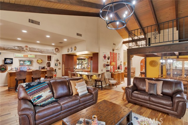 6375 Arrowhead Lake Road, Hesperia CA: https://media.crmls.org/medias/28347ffb-8d53-444f-9498-737e1cd6cec4.jpg