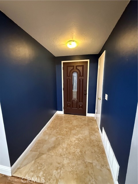 4561 Mimosa Drive, Yorba Linda CA: https://media.crmls.org/medias/283497b9-ad09-4ebf-9ae5-77f5b3385c64.jpg
