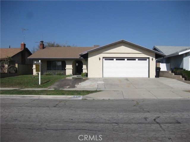 16430 Hawthorne Ave, Fontana, CA 92335