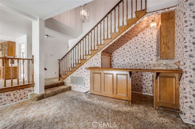 605 N Live Oak, Glendora CA: https://media.crmls.org/medias/2834f395-8c2e-46ad-bc70-2adcf16dfedc.jpg