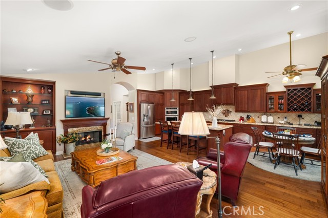 Detail Gallery Image 21 of 53 For 1124 Peppertree, Upland,  CA 91784 - 4 Beds | 2 Baths