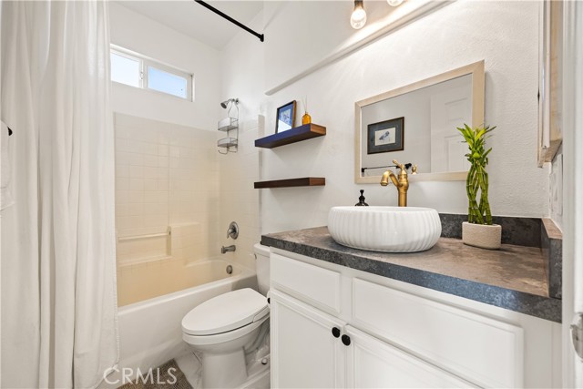 Detail Gallery Image 33 of 50 For 15592 Red Oak, Victorville,  CA 92394 - 3 Beds | 2 Baths