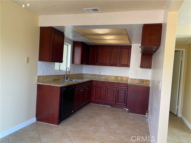 1727 E Natalie Avenue, West Covina CA: https://media.crmls.org/medias/28367eec-c633-4759-b3d0-4d599ed09d7b.jpg