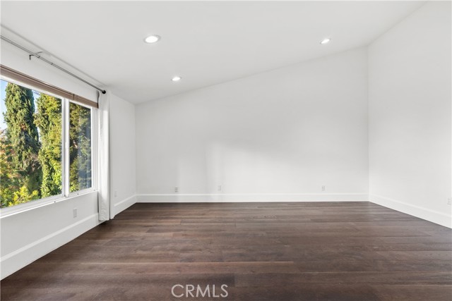 16544 Park Lane Drive, Los Angeles CA: https://media.crmls.org/medias/2836a113-a736-44ed-8cfc-b8ab13e4afd0.jpg
