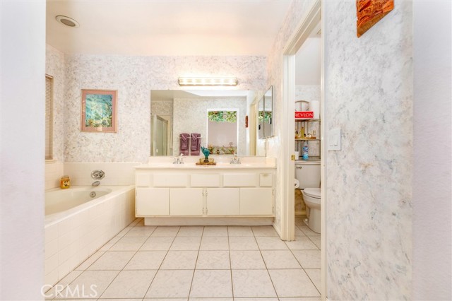 Detail Gallery Image 17 of 30 For 11849 Kathyann St, Sylmar,  CA 91342 - 3 Beds | 2/1 Baths