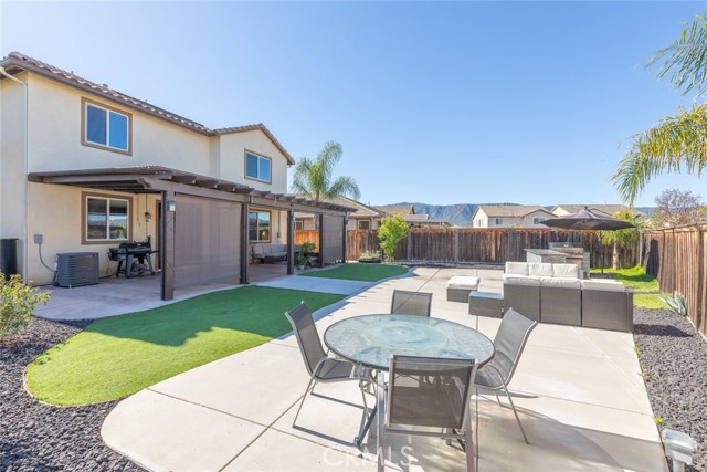 Detail Gallery Image 35 of 47 For 29522 Mascot, Lake Elsinore,  CA 92530 - 4 Beds | 2/1 Baths