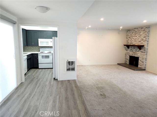 Detail Gallery Image 17 of 30 For 22857 Nadine Cir #B,  Torrance,  CA 90505 - 2 Beds | 2 Baths