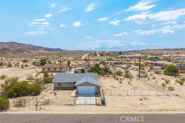 Detail Gallery Image 1 of 42 For 6614 Mojave Rd, Twentynine Palms,  CA 92277 - 4 Beds | 2 Baths