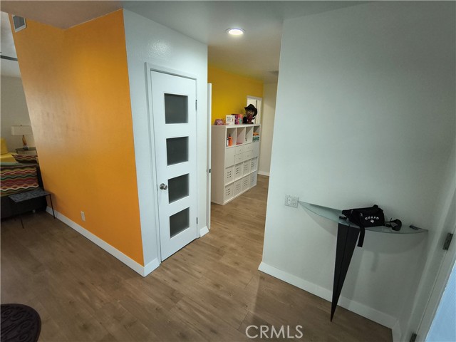 Detail Gallery Image 4 of 28 For 826 Arroyo Vista Dr, Palm Springs,  CA 92264 - 4 Beds | 1/1 Baths