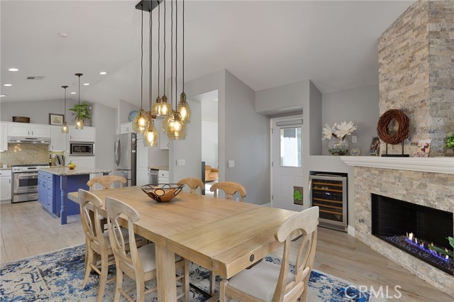 24632 Stagg Street, West Hills CA: https://media.crmls.org/medias/283a1060-3715-4af6-bcba-56b746b5b280.jpg
