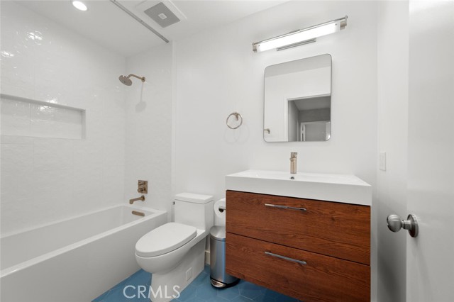 Detail Gallery Image 51 of 75 For 2230 Ohio Ave #4,  Signal Hill,  CA 90755 - 3 Beds | 2/1 Baths