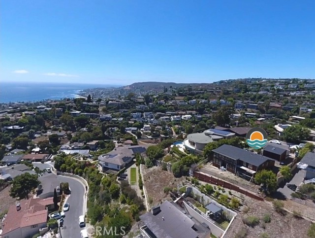 1015 Madison Place, Laguna Beach CA: https://media.crmls.org/medias/283a15a7-e957-4597-8935-2f72912f6e34.jpg