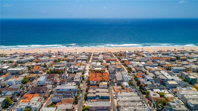 429 31st Street, Manhattan Beach, California 90266, 4 Bedrooms Bedrooms, ,3 BathroomsBathrooms,Residential,Sold,31st,SB20118600