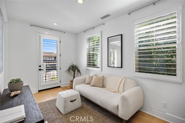 Detail Gallery Image 39 of 49 For 51 Fenway, Irvine,  CA 92620 - 4 Beds | 4/1 Baths