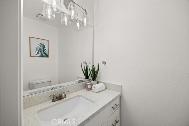 Detail Gallery Image 5 of 10 For 1368 Elm Ave #B,  San Gabriel,  CA 91775 - 2 Beds | 1/1 Baths