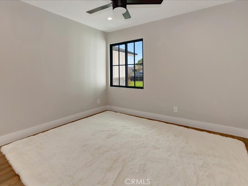 MLS #OC25223093 image #13