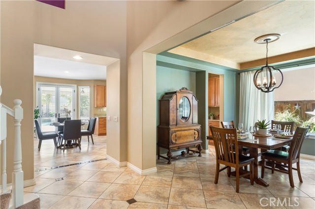 Detail Gallery Image 11 of 57 For 42550 Port Ln, Murrieta,  CA 92562 - 6 Beds | 4/1 Baths