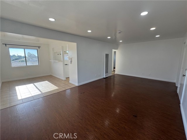 Detail Gallery Image 4 of 12 For 2469 3/4 Potrero Ave #B,  El Monte,  CA 91733 - 3 Beds | 1/1 Baths