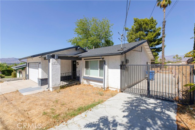 10826 De Haven Avenue photo 3