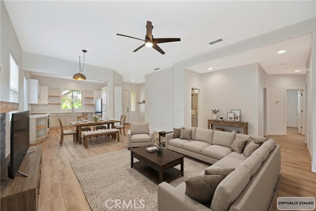 Detail Gallery Image 6 of 44 For 2821 Unity Pointe, Sacramento,  CA 95833 - 4 Beds | 2 Baths