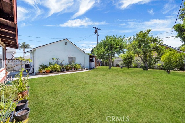 7937 Vantage Avenue, North Hollywood CA: https://media.crmls.org/medias/283c8918-6e71-4c2c-a78e-22788ccde966.jpg