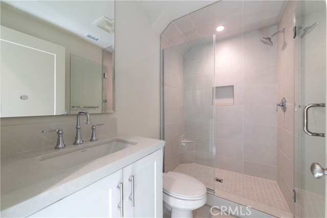 Detail Gallery Image 14 of 39 For 113 Escala, Irvine,  CA 92618 - 4 Beds | 4 Baths