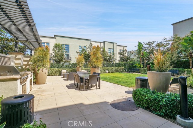 Detail Gallery Image 35 of 42 For 1512 W Artesia Square #F,  Gardena,  CA 90248 - 3 Beds | 3/1 Baths