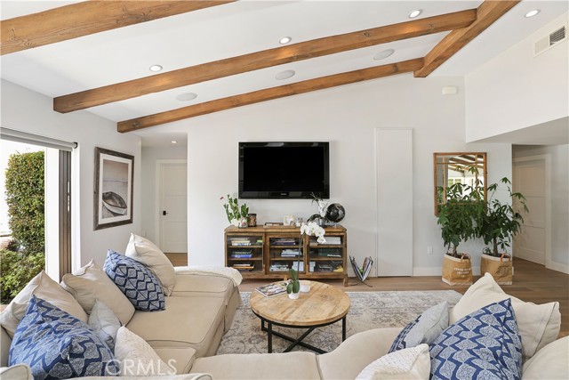 Detail Gallery Image 31 of 65 For 527 Seaward Rd, Corona Del Mar,  CA 92625 - 4 Beds | 3/1 Baths