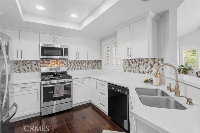 Detail Gallery Image 9 of 31 For 1098 S Sundance, Anaheim Hills,  CA 92808 - 2 Beds | 2 Baths