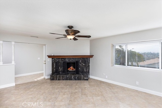 Detail Gallery Image 5 of 44 For 19142 Consul Ave, Corona,  CA 92881 - 4 Beds | 2 Baths