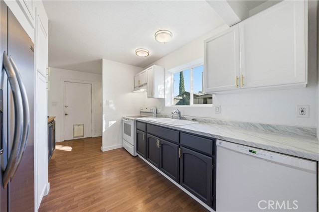 Detail Gallery Image 4 of 39 For 12801 E Highway 20, Clearlake Oaks,  CA 95423 - 2 Beds | 1 Baths