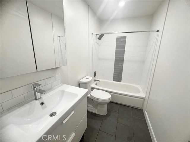Detail Gallery Image 10 of 19 For 3175 Quartz Ln #3,  Fullerton,  CA 92831 - 2 Beds | 1 Baths