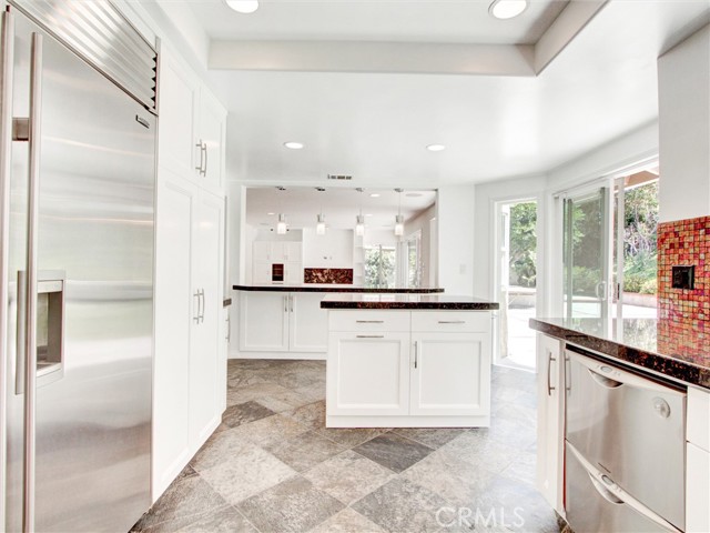 20472 Via Marwah, Yorba Linda CA: https://media.crmls.org/medias/283eef7d-26b3-479a-9712-dd338f40a83b.jpg