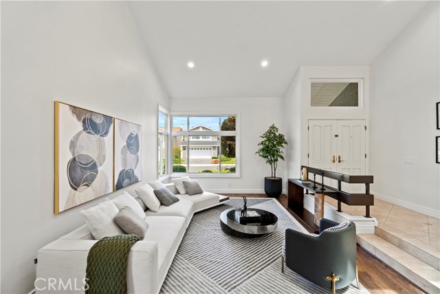 16 Harrisburg, Irvine CA: https://media.crmls.org/medias/283f8c44-e72d-4201-9f70-50fc91e2e8f9.jpg