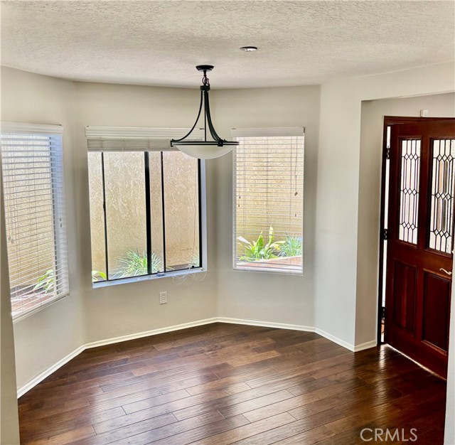3014 Enrique, San Clemente CA: https://media.crmls.org/medias/283fa6f5-02be-4976-8eb4-5fce3b09dafb.jpg